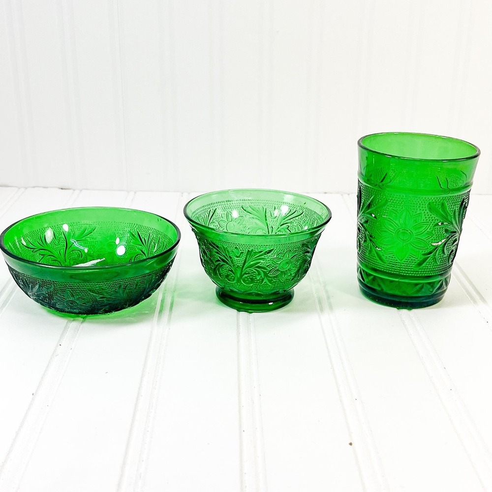 Vintage Indiana Green Glass Bowl and Cup Set